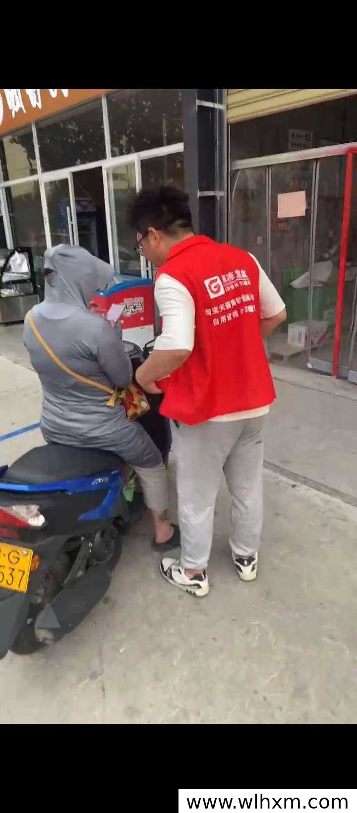 县城轻资产副业新思路:果冻宝盒零门槛地推增收指南